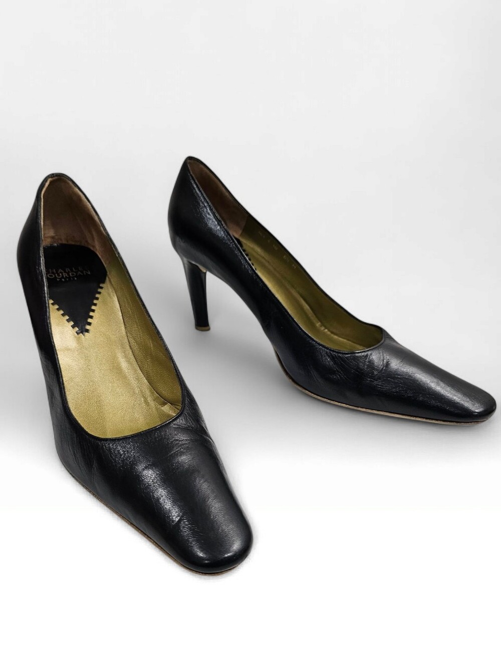 Vtg CHARLES JOURDAN Paris Black Leather Pumps 6.5M